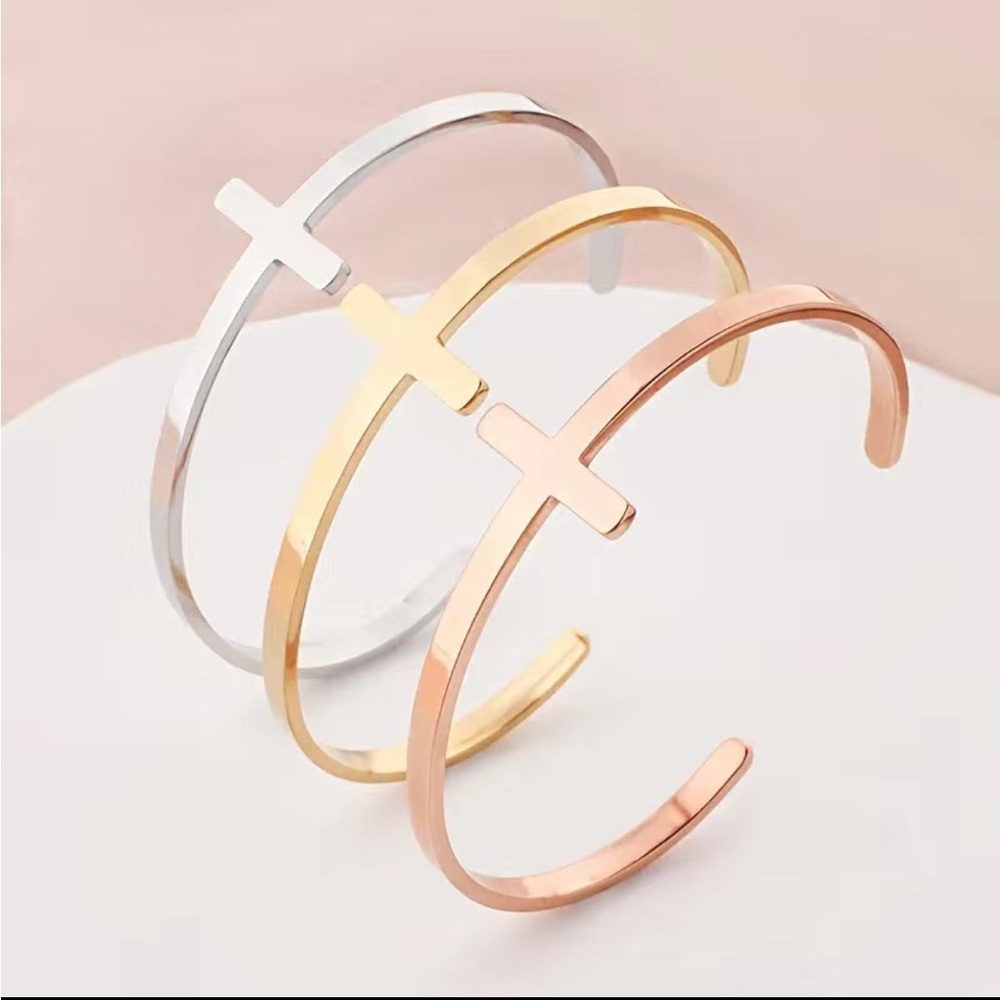 Unisex Fashion Casual Mini Stainless Steel Light Body Cross Open Bracelet